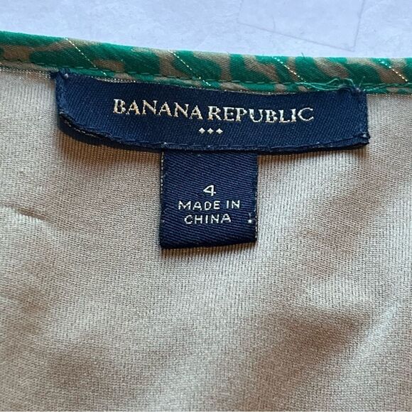 Banana Republic Factory Dress GreenTan Print Mid Length Size 4 - Picture 3 of 10